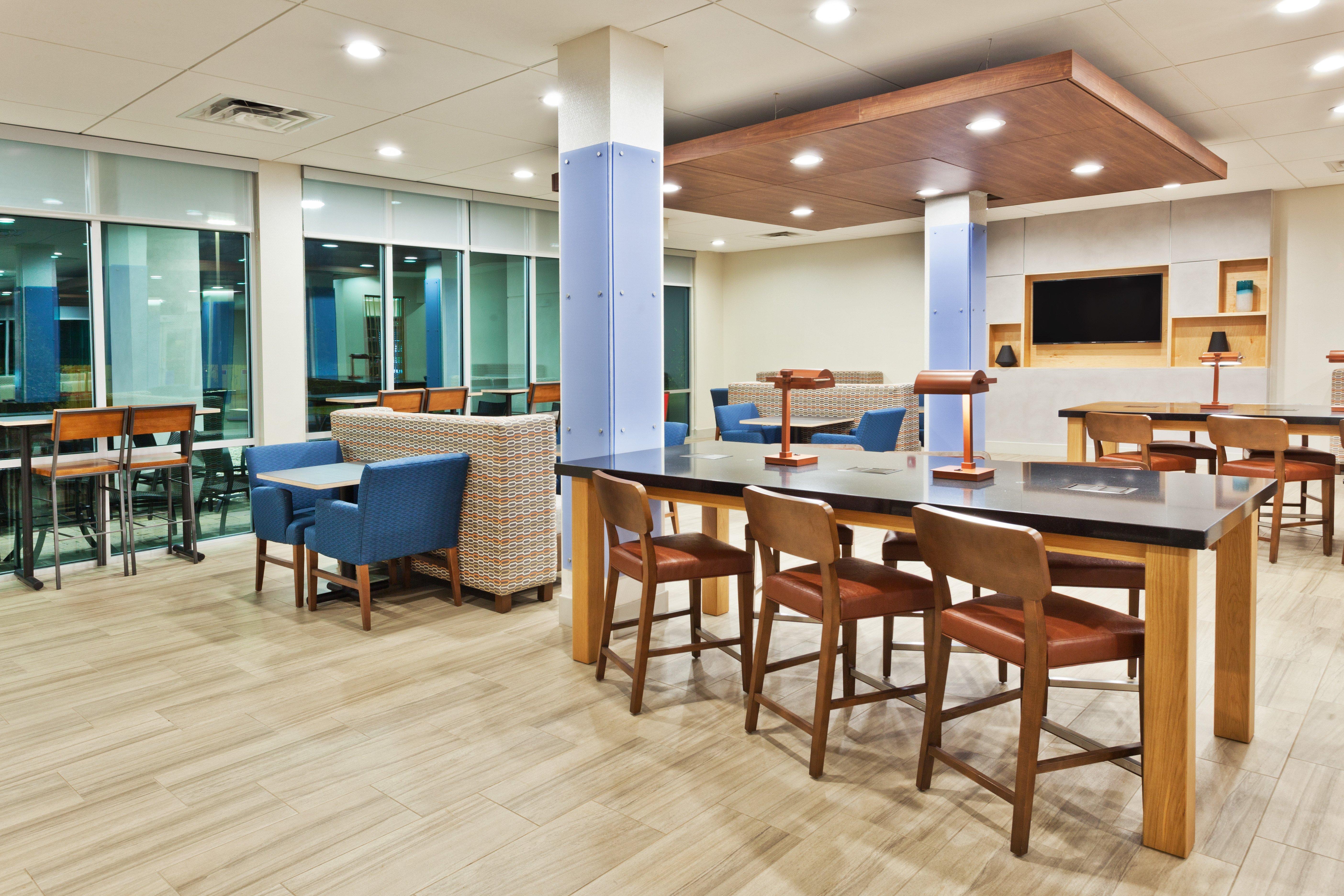 Holiday Inn Express & Suites - Cartersville By Ihg Exterior foto